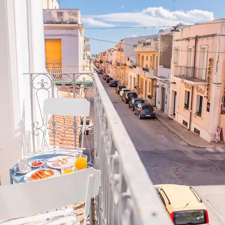 Le 4 Perle 4* أفولا